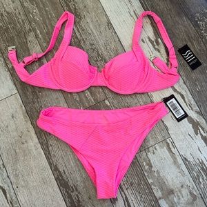 NWT Vetchy Laguna Pink Set
